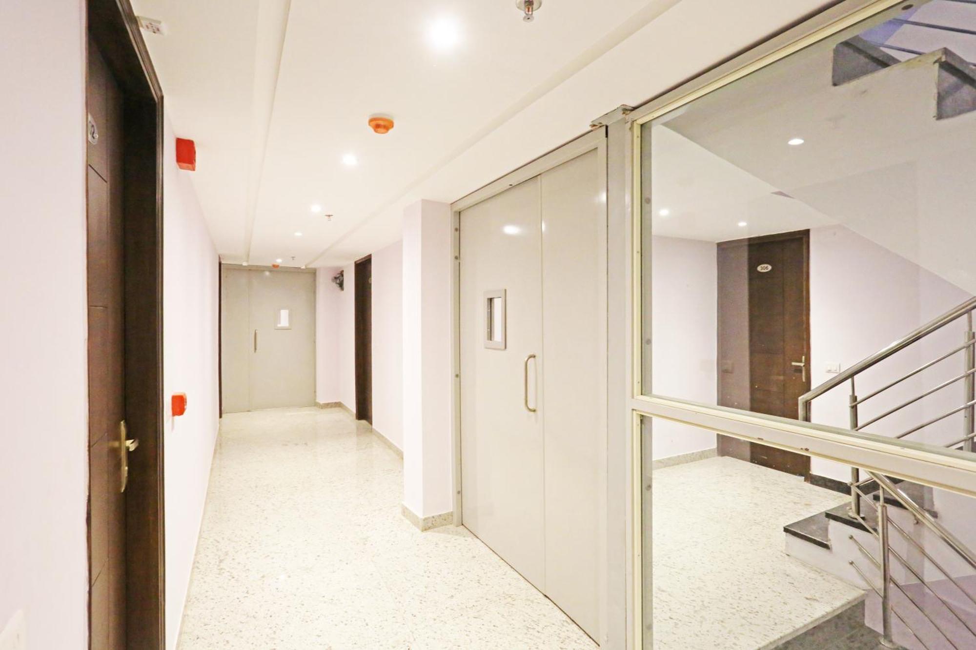 Frankstay By Hotel Mayfair Newly Built - ニューデリー エクステリア 写真